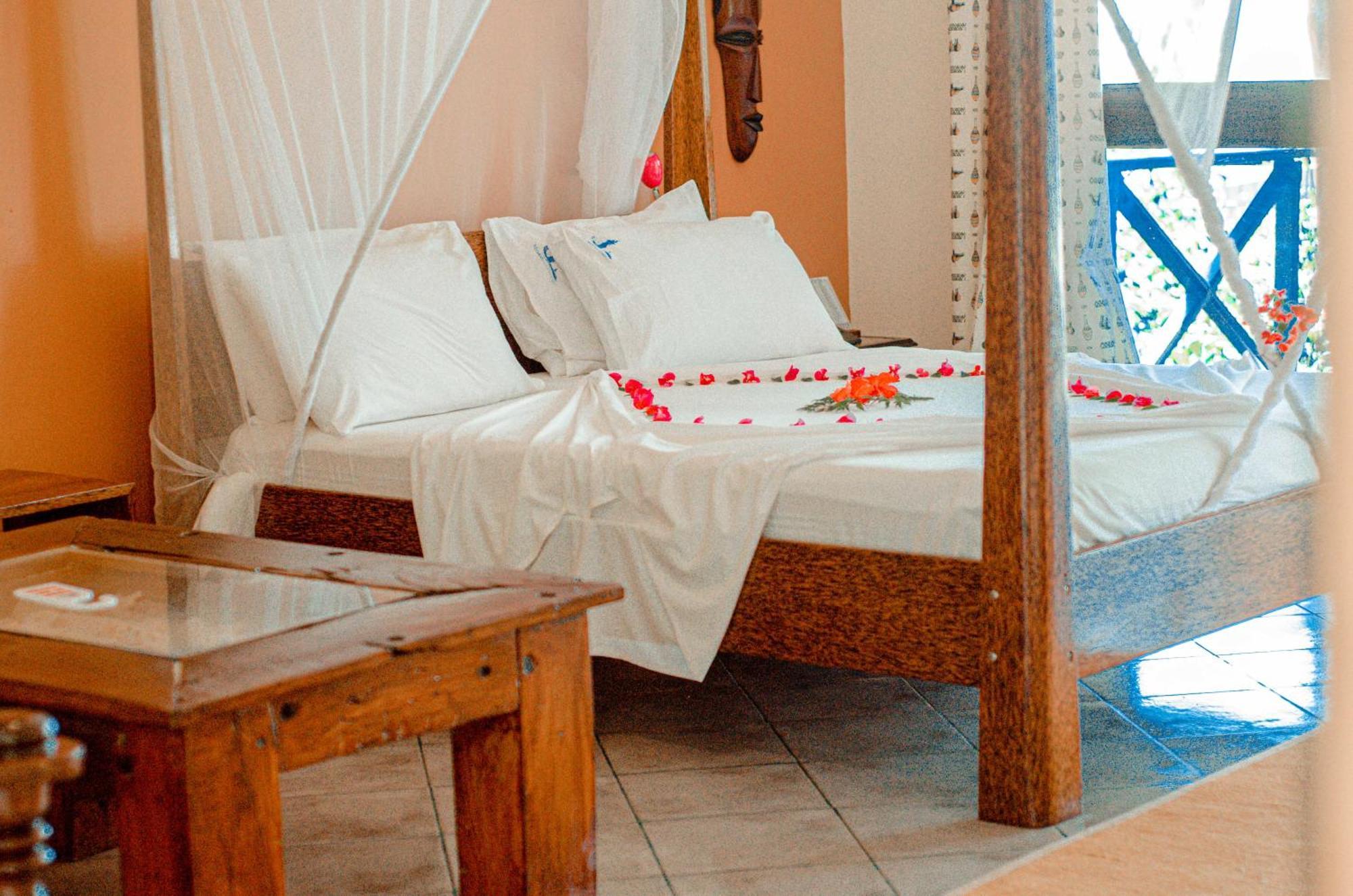 Mnarani Beach Cottages Nungwi Buitenkant foto